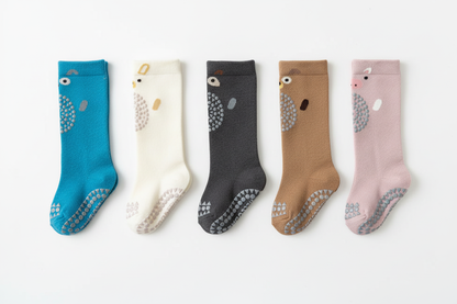 not quite i need the actual photo from the baby knee pad product all five colors in one picture which you have just generated but disapeared for some reason